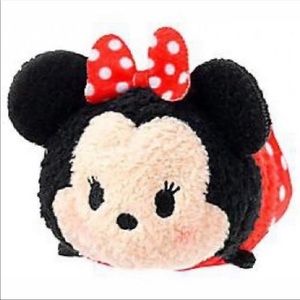 Minnie Mouse Disney Tsum Tsum plush toy